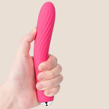 Load image into Gallery viewer, Svakom Anya Rechargeable Warming Silicone Classic Vibrator