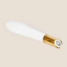 Load image into Gallery viewer, Callie by Jopen Vibrating Magic Wand