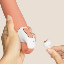 Load image into Gallery viewer, Satisfyer Vibes Master Nature Classic Vibrator