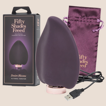 Load image into Gallery viewer, Fifty Shades Freed Desire Blooms Clitoral Vibrator
