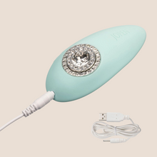 Load image into Gallery viewer, Jopen Pave Grace Clit Vibe / Clitoral Vibrator
